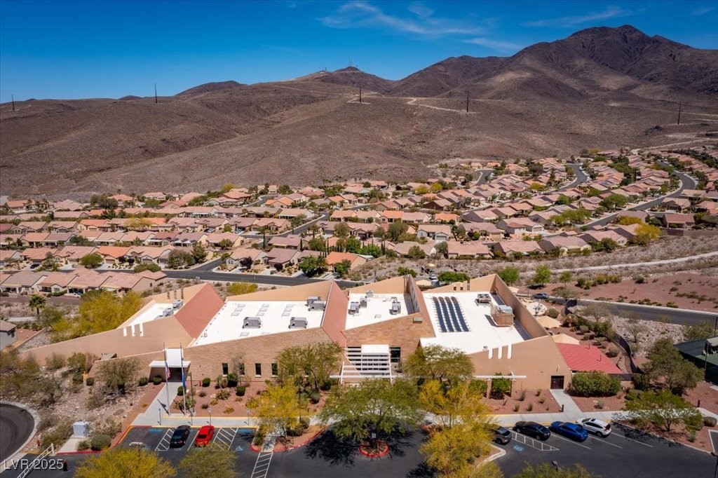 Henderson, Nevada 89044, United States, 2 Bedrooms Bedrooms, ,3 BathroomsBathrooms,Residential,Active,230899