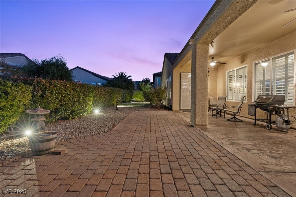 Henderson, Nevada 89044, United States, 2 Bedrooms Bedrooms, ,3 BathroomsBathrooms,Residential,Active,230899