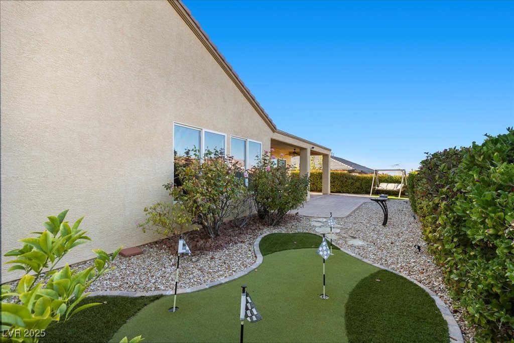 Henderson, Nevada 89044, United States, 2 Bedrooms Bedrooms, ,3 BathroomsBathrooms,Residential,Active,230899