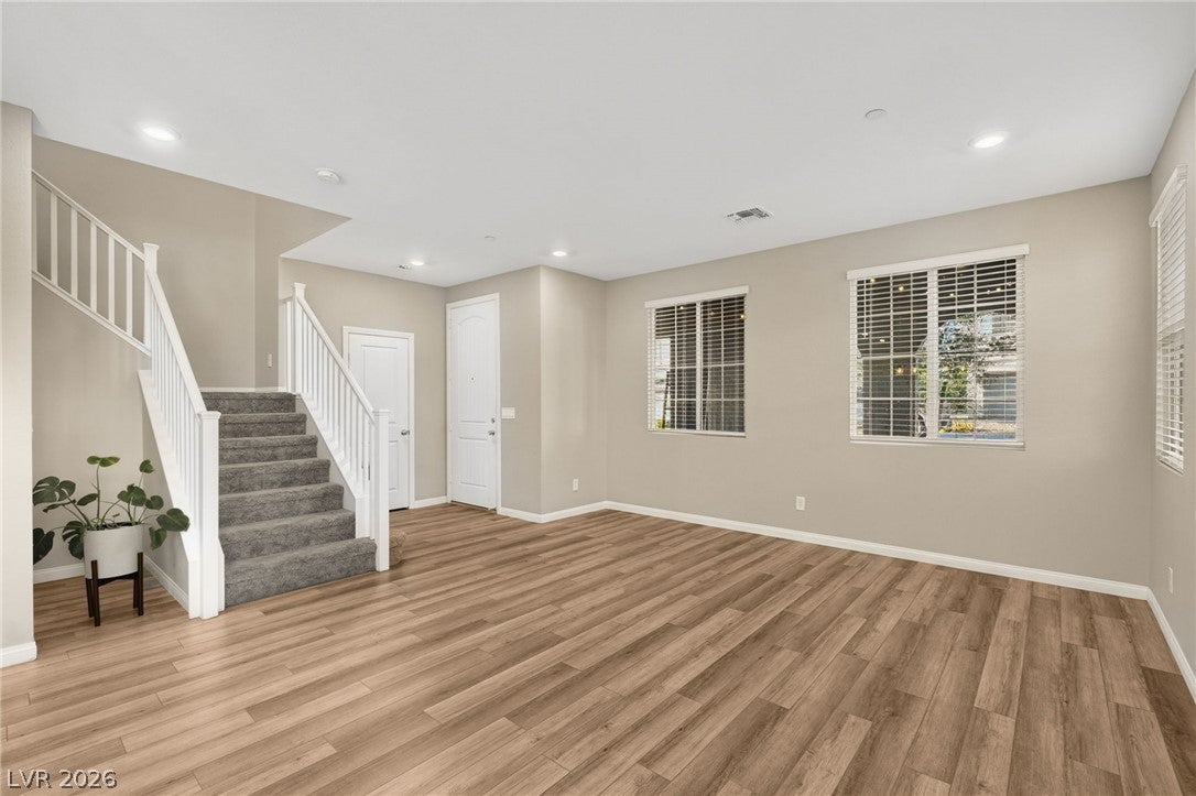 2435 Bellinzona Place