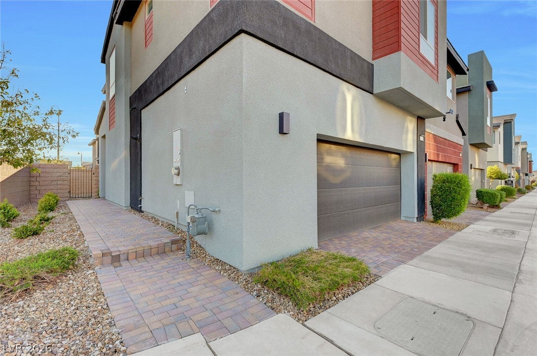 2683 Kindswood Street