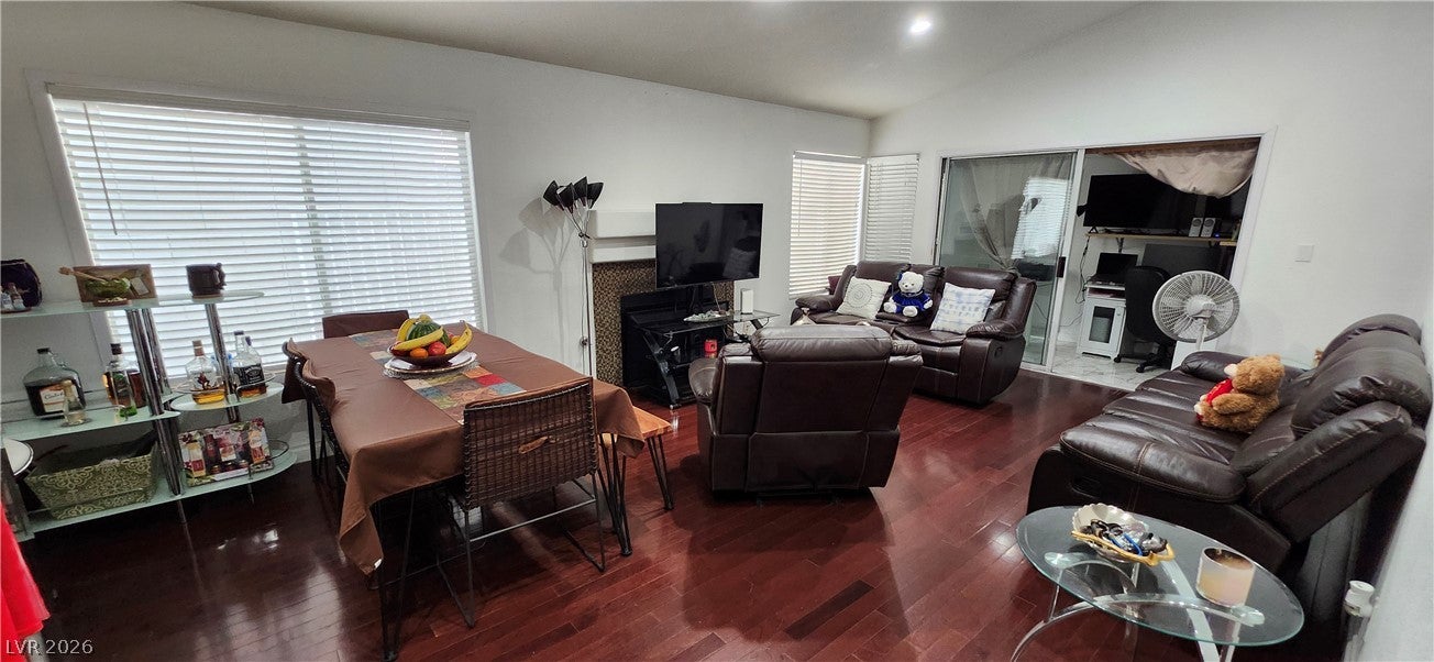 1945 Bookbinder Drive