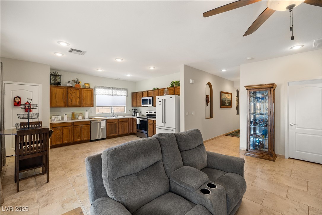 4410 S Gressa Street, Pahrump, Nevada image 11