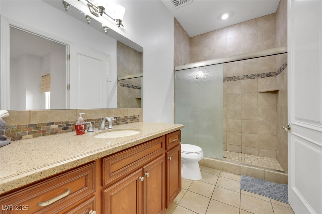 Las Vegas, Nevada 89118, United States, 6 Bedrooms Bedrooms, ,4 BathroomsBathrooms,Residential,Active,256393