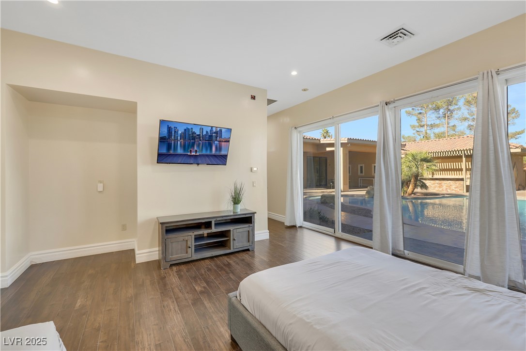 Las Vegas, Nevada 89118, United States, 6 Bedrooms Bedrooms, ,4 BathroomsBathrooms,Residential,Active,256393