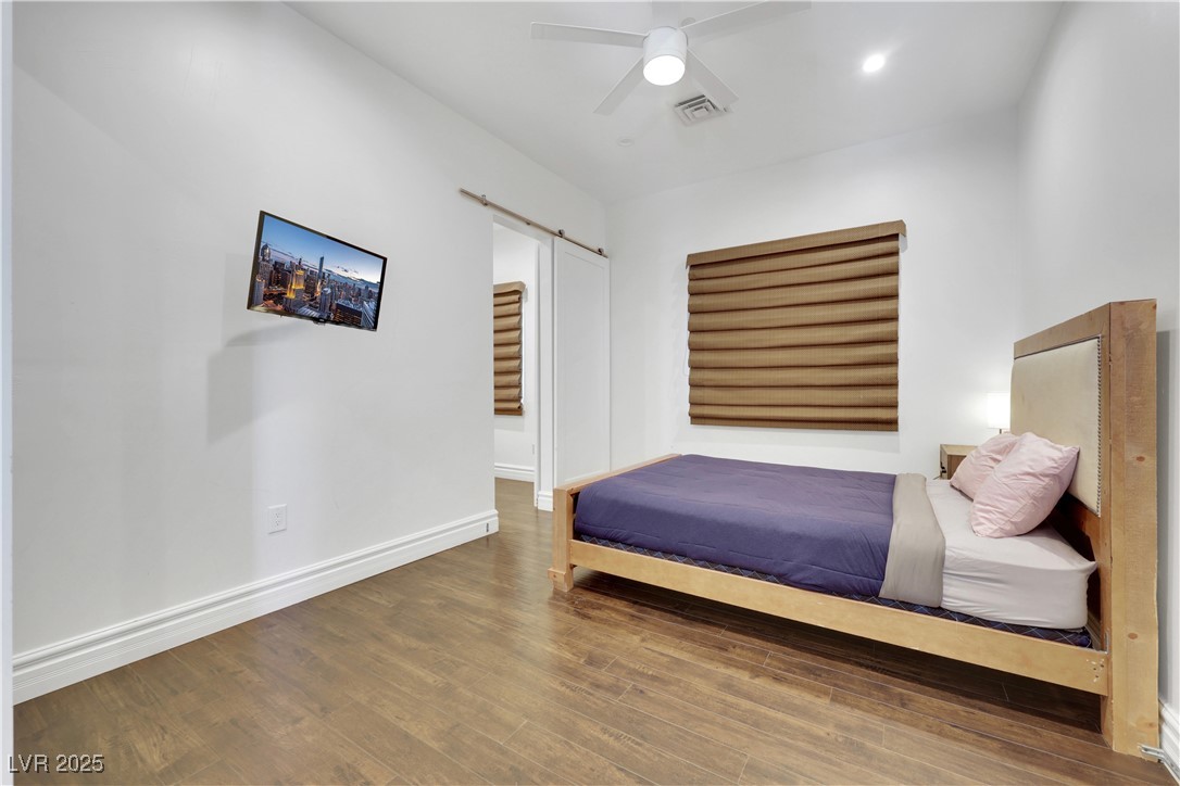 Las Vegas, Nevada 89118, United States, 6 Bedrooms Bedrooms, ,4 BathroomsBathrooms,Residential,Active,256393