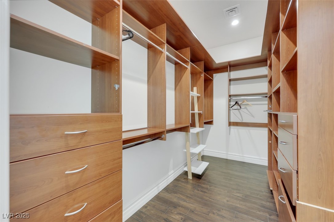 Las Vegas, Nevada 89118, United States, 6 Bedrooms Bedrooms, ,4 BathroomsBathrooms,Residential,Active,256393