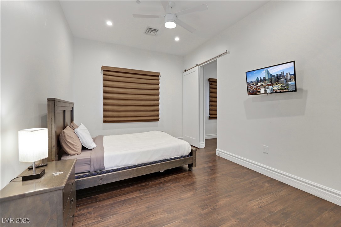 Las Vegas, Nevada 89118, United States, 6 Bedrooms Bedrooms, ,4 BathroomsBathrooms,Residential,Active,256393