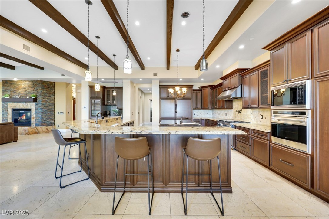 Las Vegas, Nevada 89118, United States, 6 Bedrooms Bedrooms, ,4 BathroomsBathrooms,Residential,Active,256393