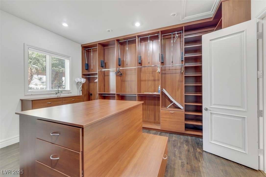 Las Vegas, Nevada 89118, United States, 6 Bedrooms Bedrooms, ,4 BathroomsBathrooms,Residential,Active,256393