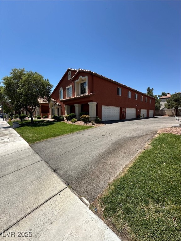 805 Desert Oak Court