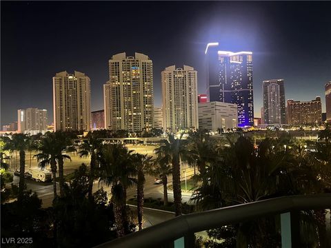 Photo of 2857 Paradise Road #905, Las Vegas, NV 89109 (MLS # 2742028)