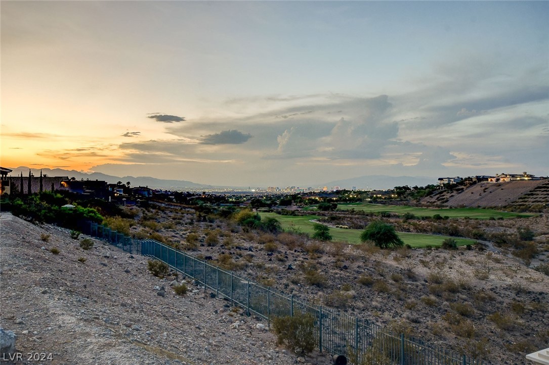 2674 Boboli Court, Henderson, Nevada image 32