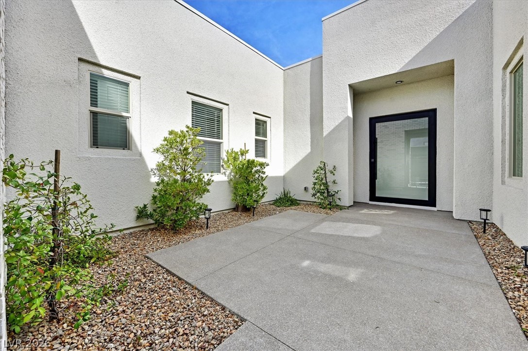 472 Sand Dune Arch Street