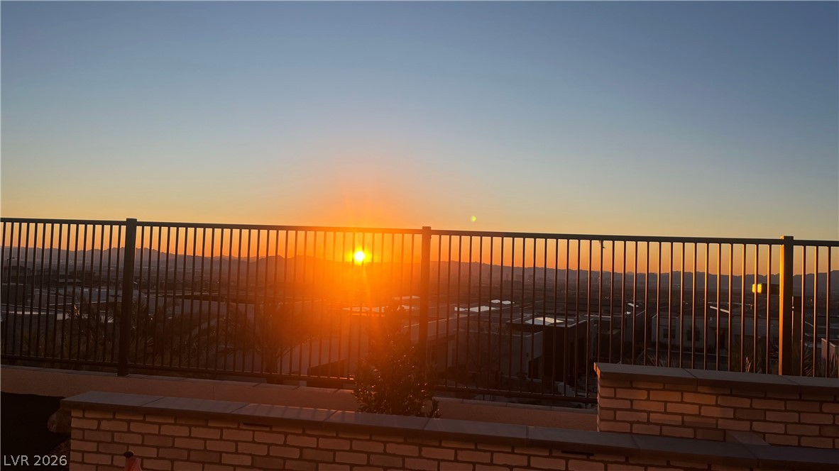 472 Sand Dune Arch Street