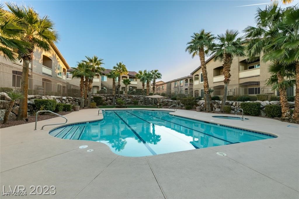 2305 W Horizon Ridge Parkway #2024, Henderson, Nevada image 5