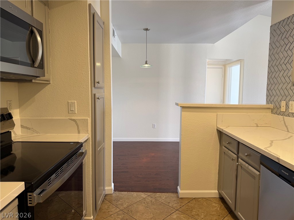 6650 W Warm Springs Road 2174