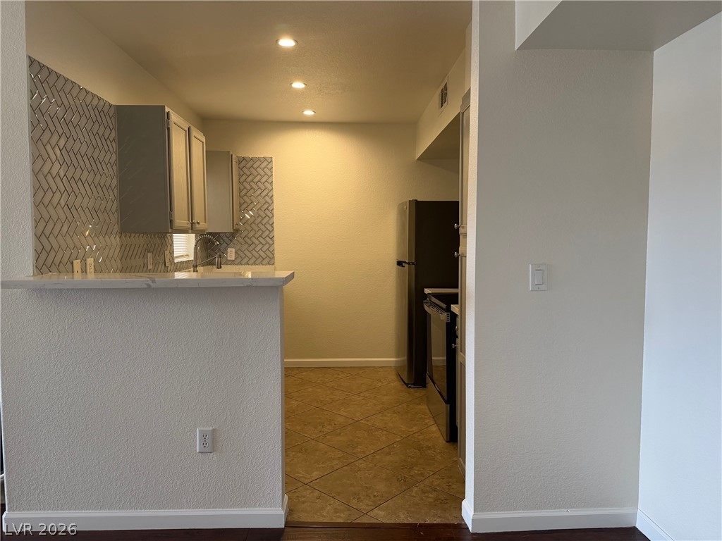 6650 W Warm Springs Road 2174