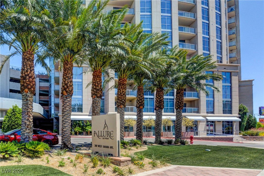200 W Sahara Avenue 3011