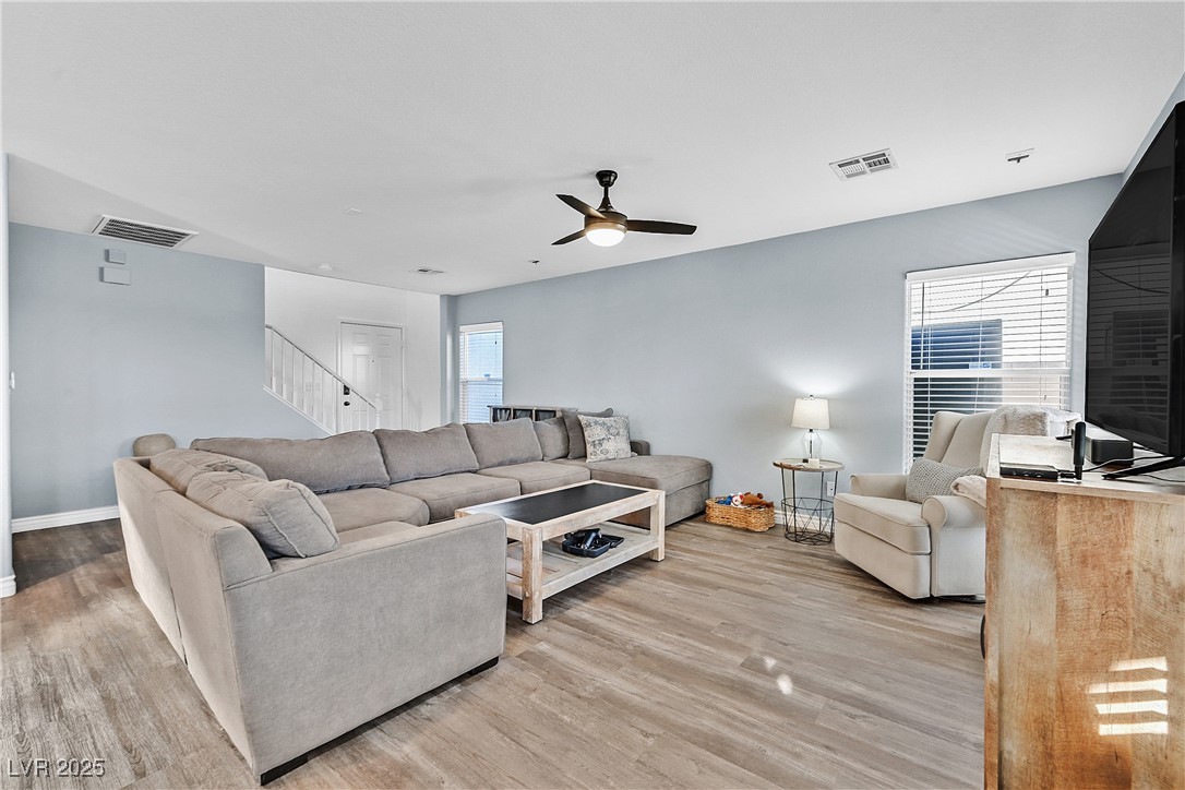 Las Vegas, Nevada 89138, United States, 3 Bedrooms Bedrooms, ,2 BathroomsBathrooms,Residential,Pending,11423