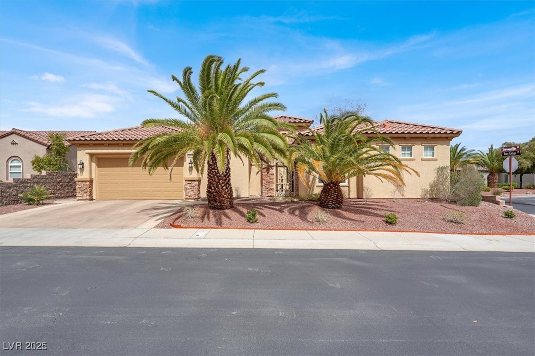 2318 Shorewood Hills Avenue, Henderson, Nevada image 1
