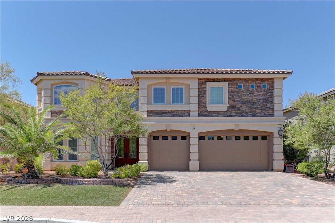 4235 Abernethy Forest Place