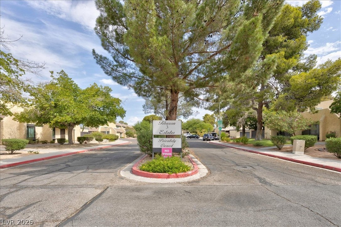 4669 Kelly Barry Way