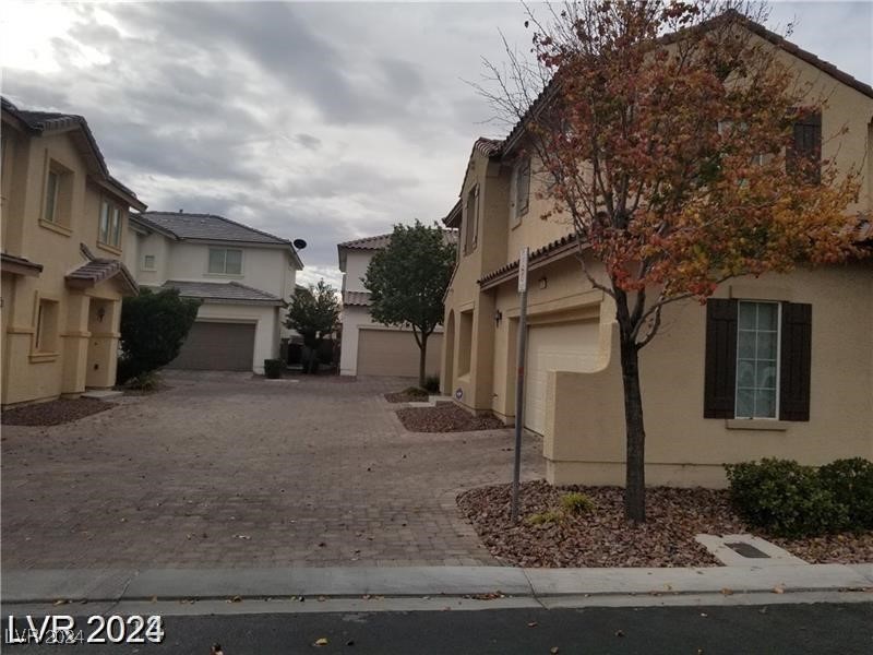 1023 SUNNY ACRES Avenue