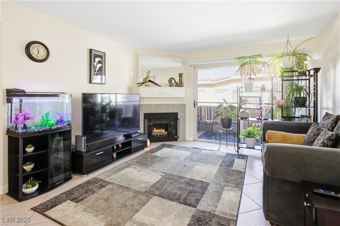 5206 Mandalay Springs Drive 204