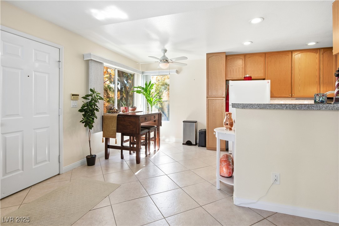 5206 Mandalay Springs Drive 204