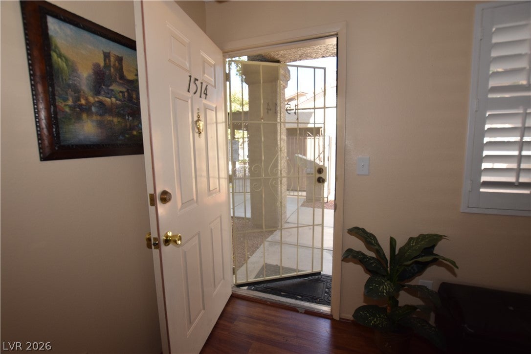 1575 W Warm Springs Road 1514