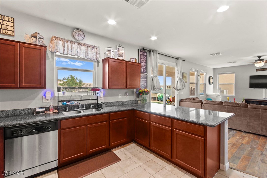 2672 Painted Mist Court, Las Vegas, Nevada image 18