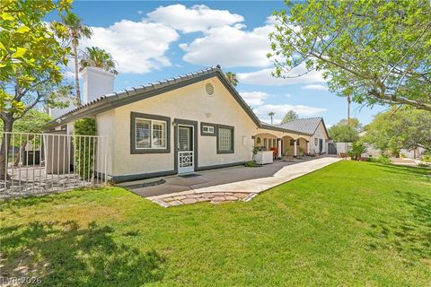 Tiny photo for 1700 Charles Lam Court, Las Vegas, NV 89117 (MLS # 2784771)
