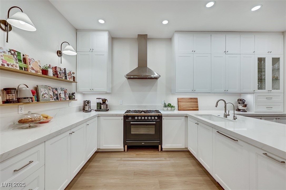 Las Vegas, Nevada 89138, United States, 4 Bedrooms Bedrooms, ,3 BathroomsBathrooms,Residential,Pending,109572