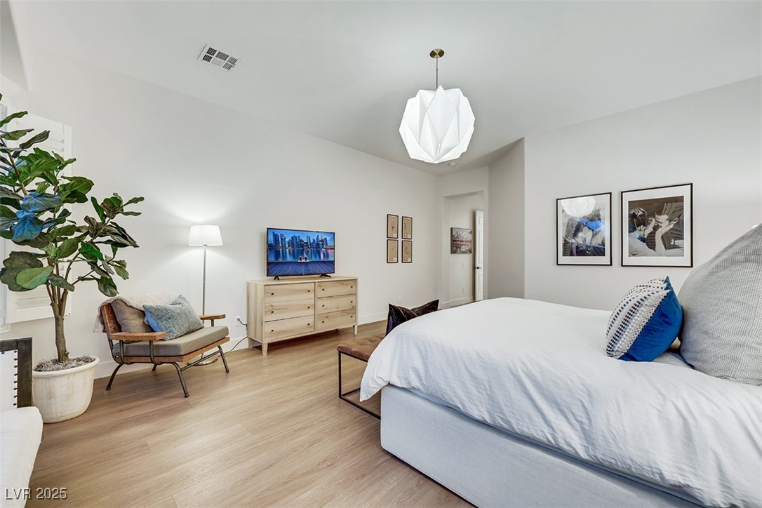 Las Vegas, Nevada 89138, United States, 4 Bedrooms Bedrooms, ,3 BathroomsBathrooms,Residential,Pending,109572