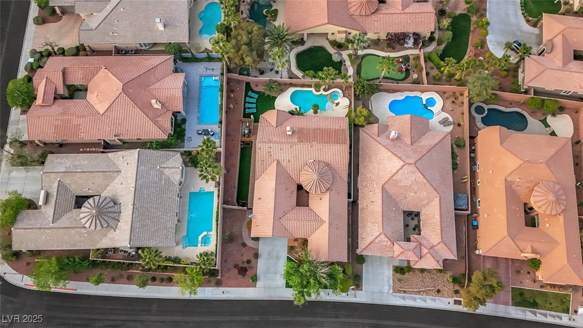 Las Vegas, Nevada 89138, United States, 4 Bedrooms Bedrooms, ,3 BathroomsBathrooms,Residential,Pending,109572