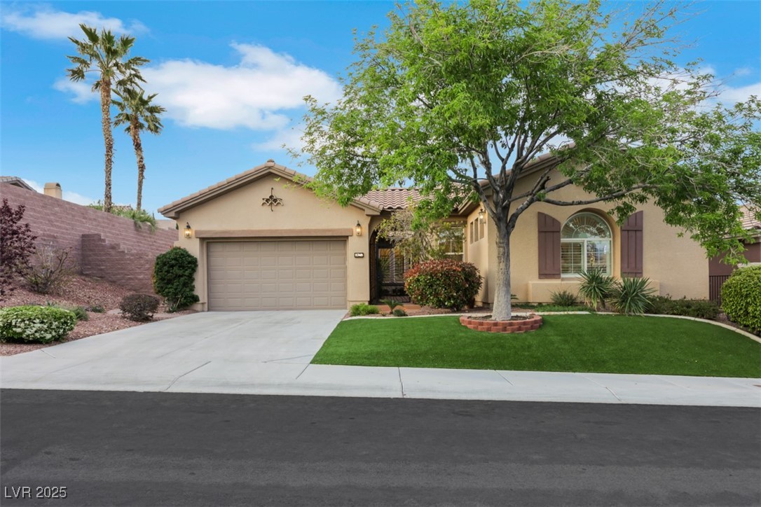 Las Vegas, Nevada 89138, United States, 4 Bedrooms Bedrooms, ,3 BathroomsBathrooms,Residential,Pending,109572