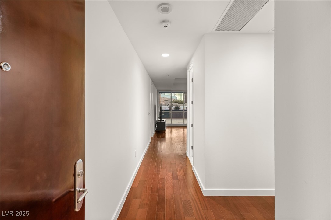 4525 Dean Martin Drive 409