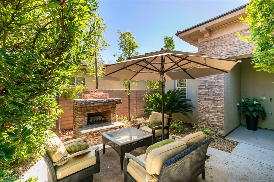 46 Fountainhead Circle