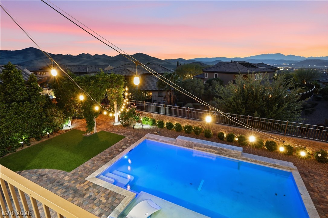 2901 Grande Arch Street