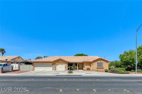Photo of 2001 Appaloosa Road, Henderson, NV 89002 (MLS # 2779114)