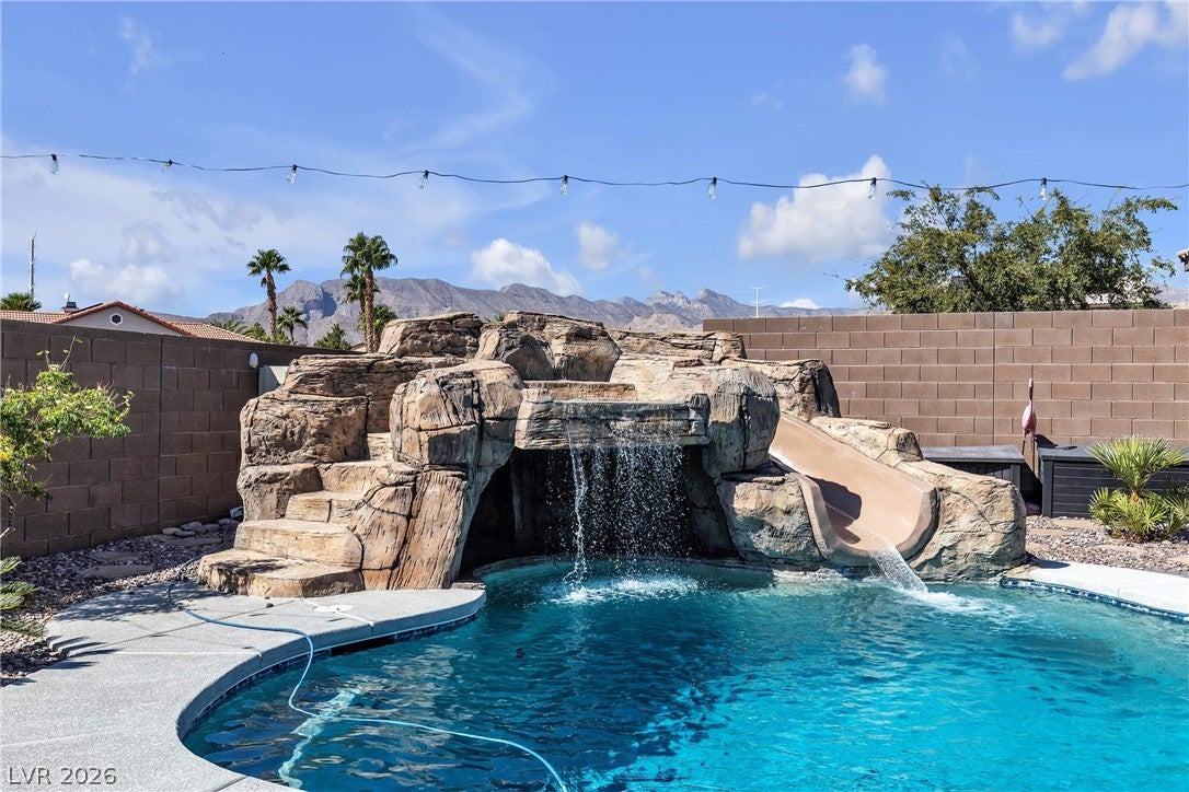 9511 Star Vista Court