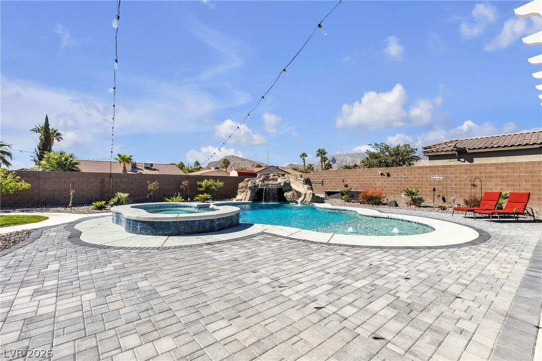 9511 Star Vista Court
