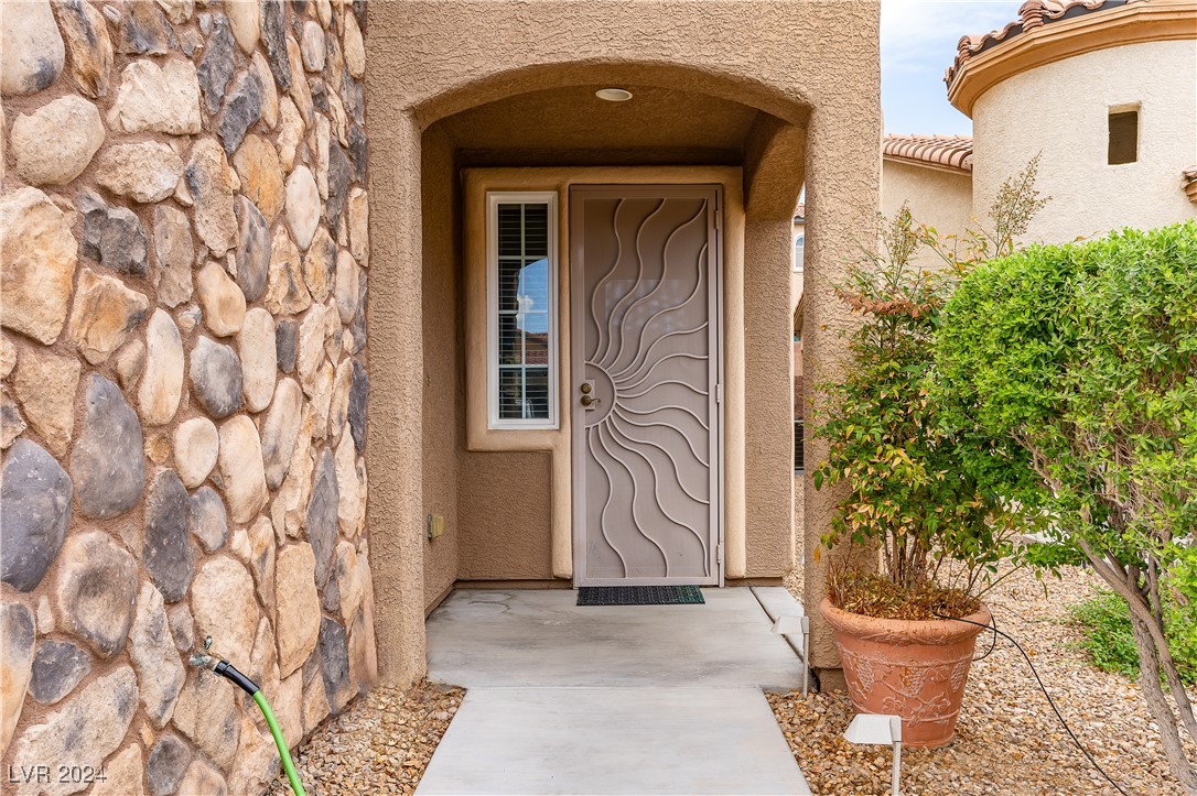 Las Vegas, Nevada 89178, United States, 5 Bedrooms Bedrooms, ,3 BathroomsBathrooms,Residential,Active,42324