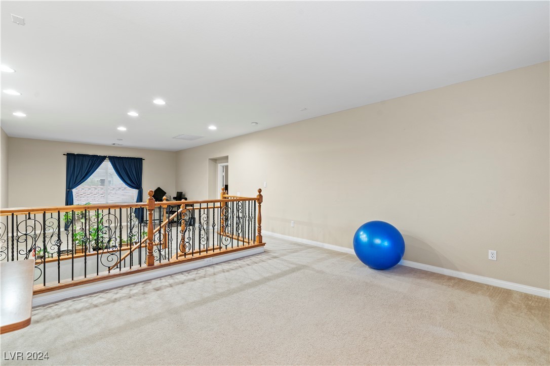 Las Vegas, Nevada 89178, United States, 5 Bedrooms Bedrooms, ,3 BathroomsBathrooms,Residential,Active,42324