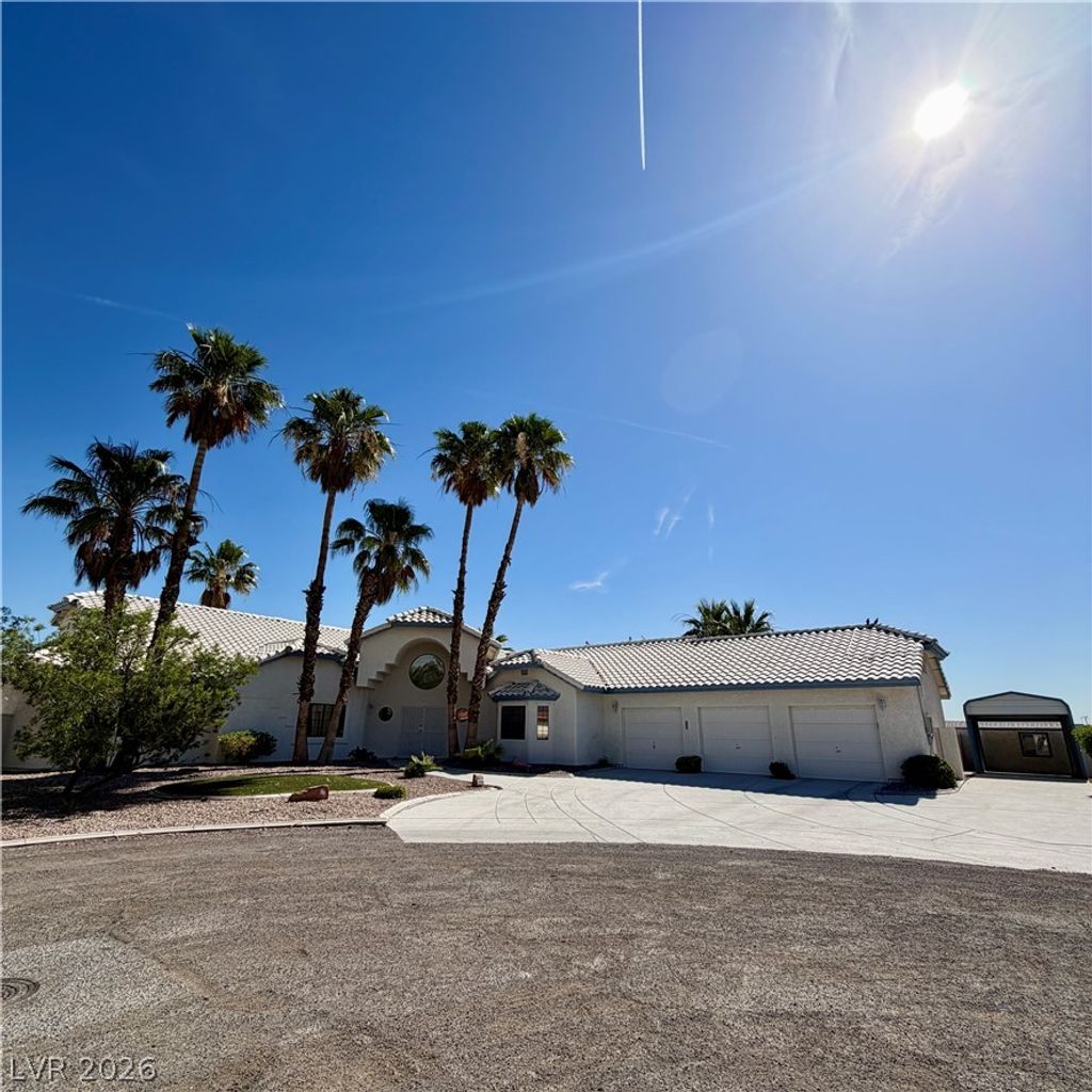 Photo of 3240 W Arby Avenue, Las Vegas, NV 89118 (MLS # 2786651)