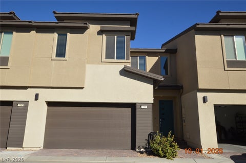 Townhouse For Rent - 752 Echelon Street<br/> Las Vegas, NV 89138