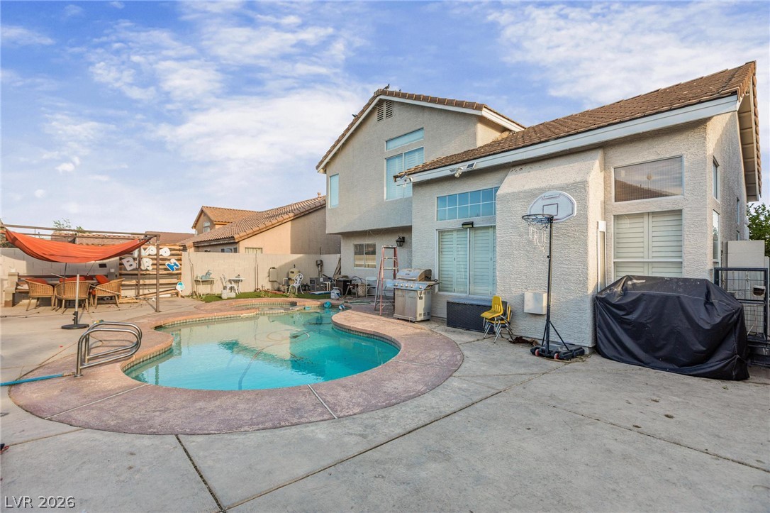 5024 Silhouette Avenue