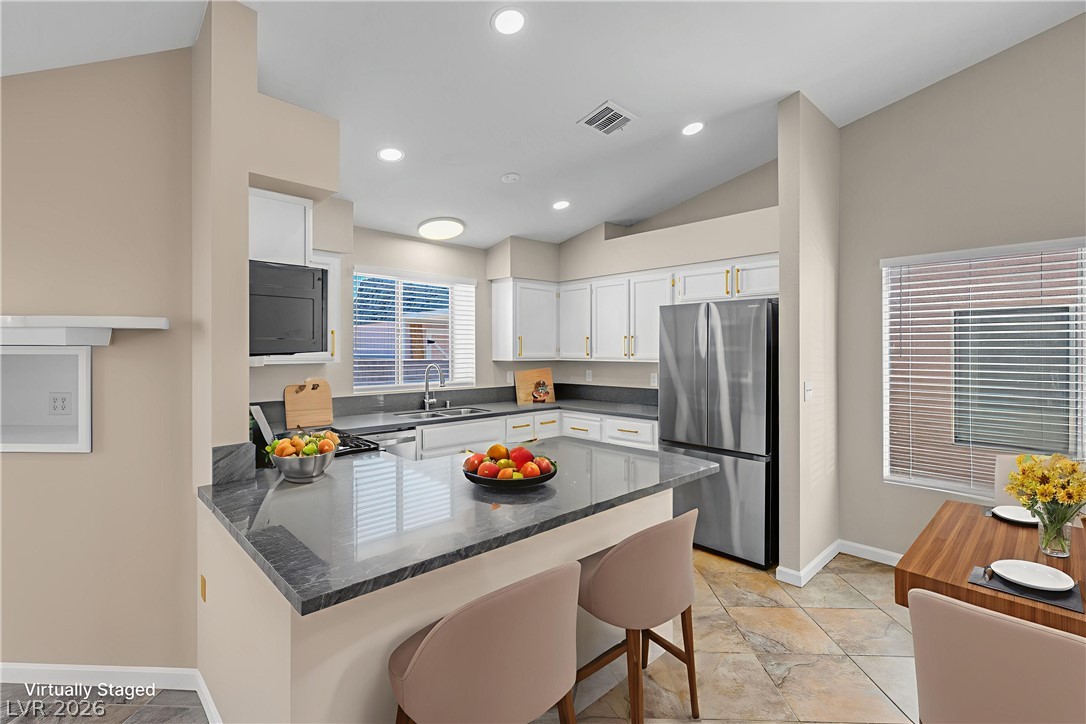 915 High Plains Drive