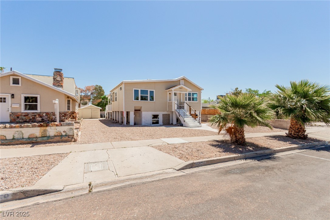 663 D Avenue